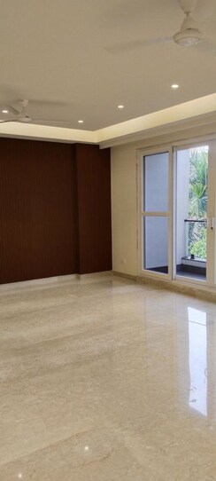4 BHK + Pooja Room,Servant Room,Store Room Builder Floor For Rent in Golf Links