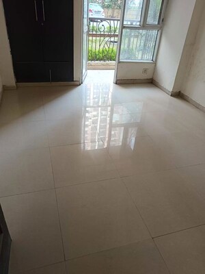 Room in 2.5 BHK Apartment at Prateek Laurel, Sector 120 – for Sale