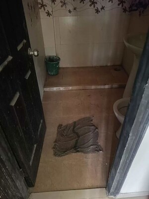 Bathroom in 2.5 BHK Apartment at Prateek Laurel, Sector 120 – for Sale