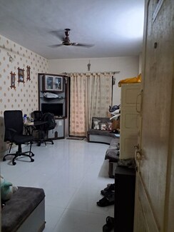 1 BHK + Extra Room Apartment For Rent in Kakade Park