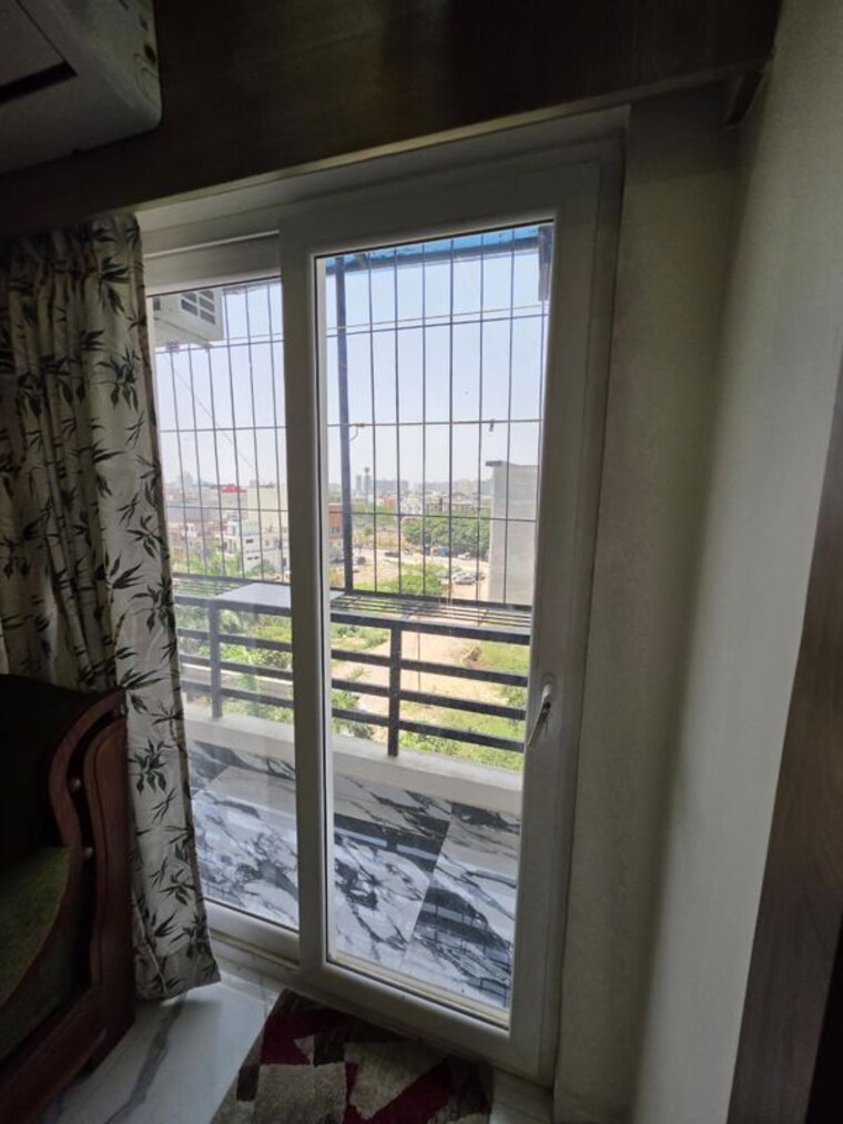 Balcony, alaknanda-apartment-gomti-nagar 1 Bedroom 1076 Sq.Ft. Apartment In Gomti Nagar Lucknow 10364476