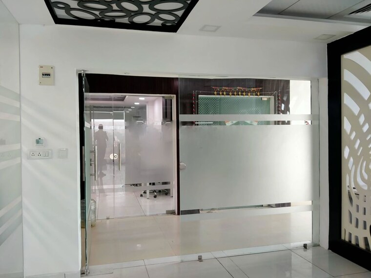 undefined, vijay nagar Commercial Office Space 1150 Sq.Ft. In Vijay Nagar Indore 10364492