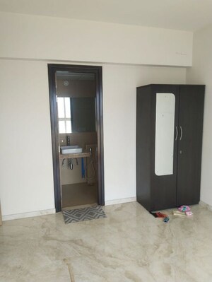 Room in 2 BHK Apartment at L&T Emerald Isle, Powai – for Rent