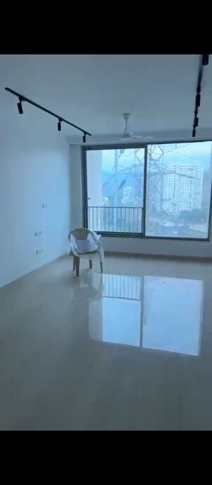 Room in 3 BHK Apartment at Oberoi Sky City Tower E, Borivali East – for Rent