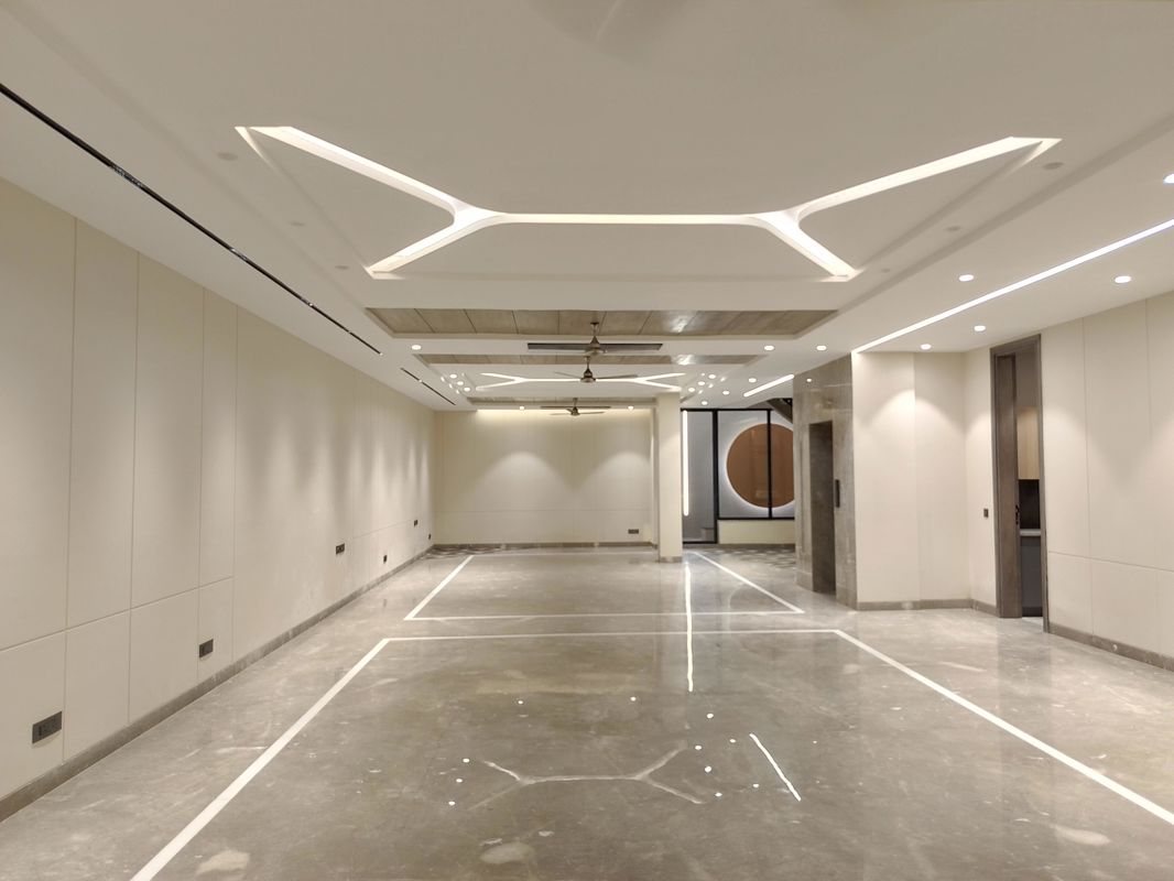 4 BHK + Pooja Room,Servant Room,Extra Room Builder Floor For Rent in Panchsheel Park