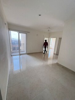 2 BHK Apartment For Rent in Signature The Millennia 3