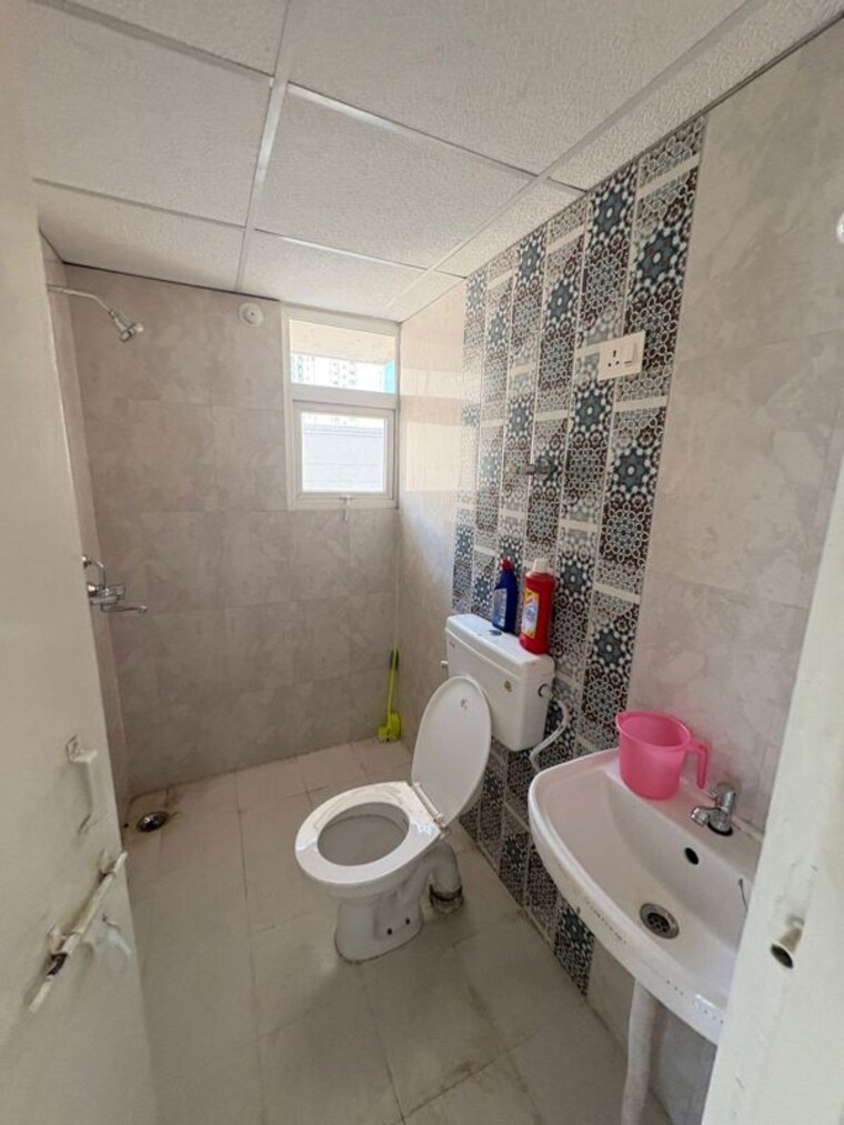 Bathroom, signature-the-millennia-3 2 Bedroom 1000 Sq.Ft. Apartment In Sector 37d Gurgaon 10364545