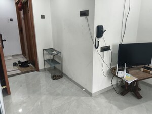 Team Area in 1 BHK Apartment at Vile Parle West – for Rent
