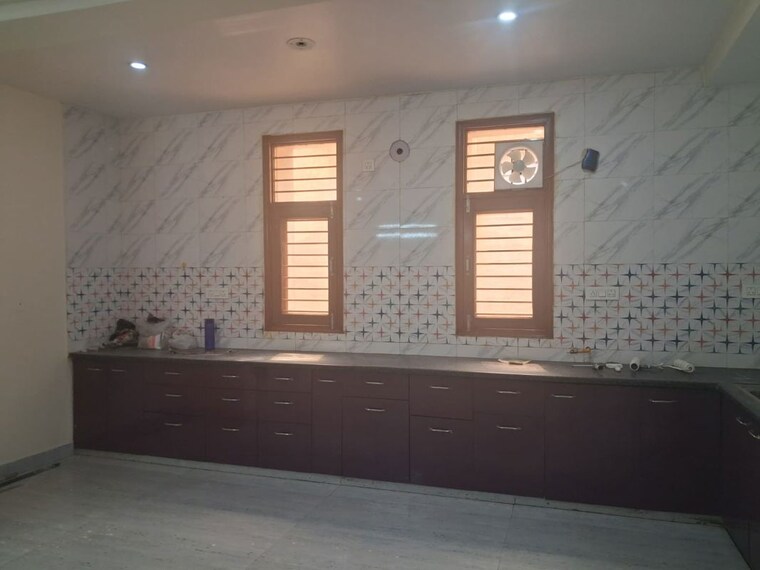undefined, rajendra colony 3.5 Bedroom 2250 Sq.Ft. Independent House In Rajendra Colony Faridabad 10364633