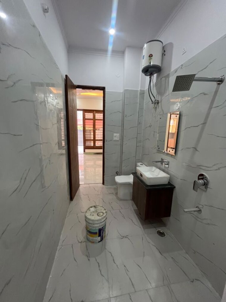 Bathroom, laxman chowk 3 Bedroom 1750 Sq.Ft. Independent House In Laxman Chowk Dehradun 10364661