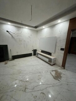 3 BHK Builder Floor For Sale in Sector 8