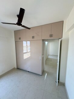 2 BHK Apartment For Rent in Signature The Millennia 3