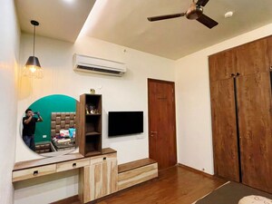 Furnished Amenities in 3 BHK Apartment at Ireo Victory Valley, Sector 67 – for Sale