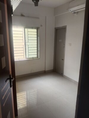 Room in 2 BHK Apartment at N R Homes, Bellandur – for Rent