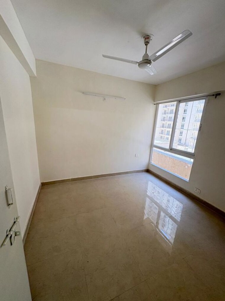 Room, signature-the-millennia-3 2 Bedroom 1000 Sq.Ft. Apartment In Sector 37d Gurgaon 10364688