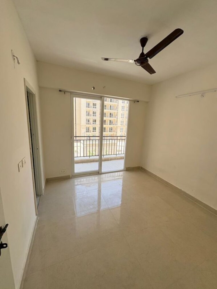 Room, signature-the-millennia-3 2 Bedroom 1000 Sq.Ft. Apartment In Sector 37d Gurgaon 10364688