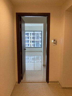 Room in 3 BHK Apartment at Kalpataru Aurum, Baner – for Rent