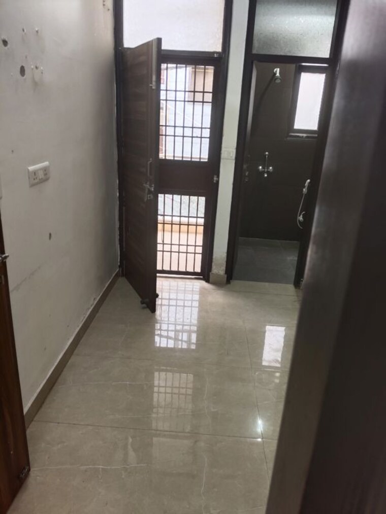 undefined, chattarpur 2 Bedroom 75 Sq.Yd. Builder Floor In Chattarpur Delhi 10364602