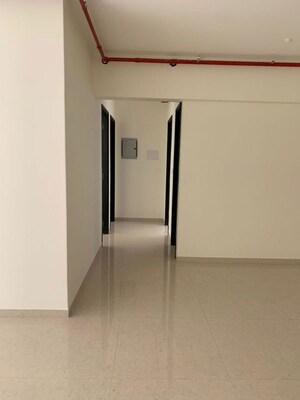 Room in 3.5 BHK Apartment at The Wadhwa Anmol Fortune, Goregaon West – for Rent
