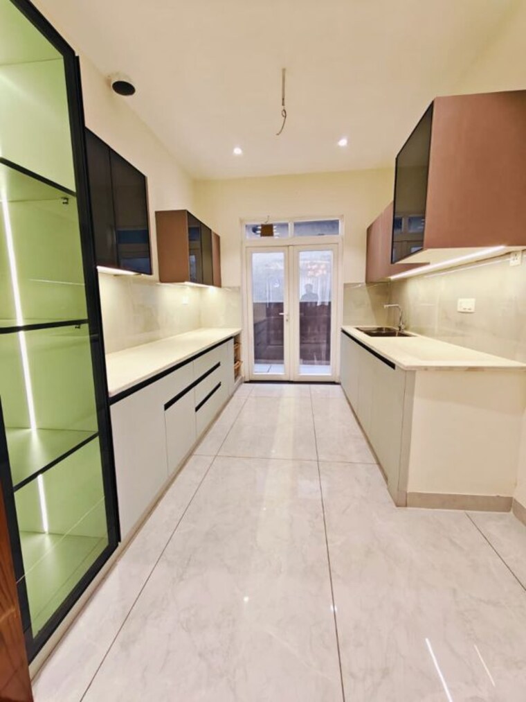 Kitchen, vip road 4 Bedroom 128 Sq.Yd. Villa In Vip Road Zirakpur 10359944