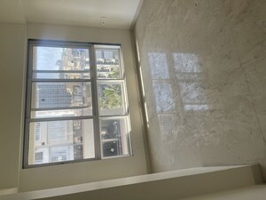 Bedroom in 2 BHK Apartment at Dahisar West – for Sale