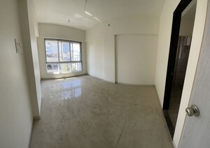Room in 2 BHK Apartment at Dahisar West – for Sale