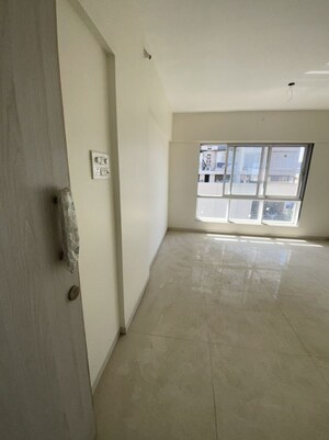 Room in 2 BHK Apartment at Dahisar West – for Sale