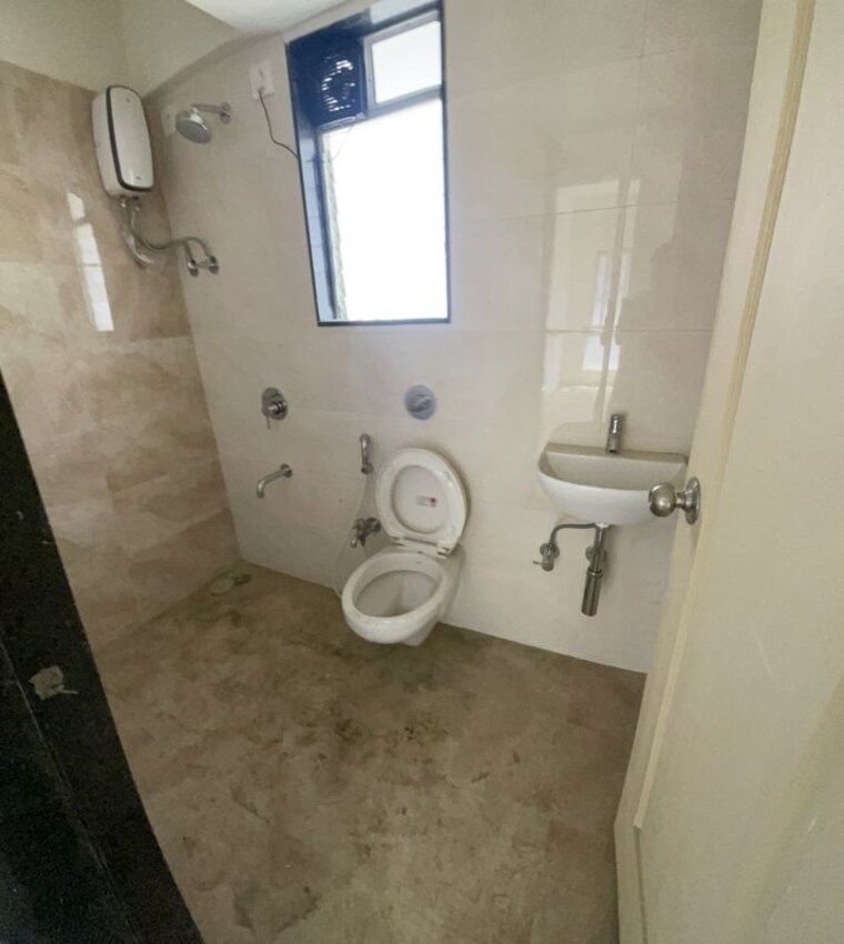 Bathroom, dahisar west 2 Bedroom 609 Sq.Ft. Apartment In Dahisar West Mumbai 10364708