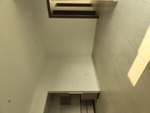 Room in 2.5 BHK Apartment at Malwa Escon Primera, International Airport Road – for Sale