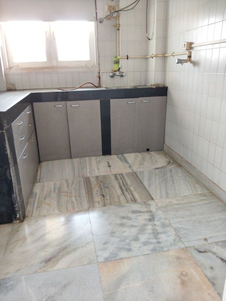 Kitchen, sanjeev-enclave 3 Bedroom 1500 Sq.Ft. Apartment In Andheri West Mumbai 10364776