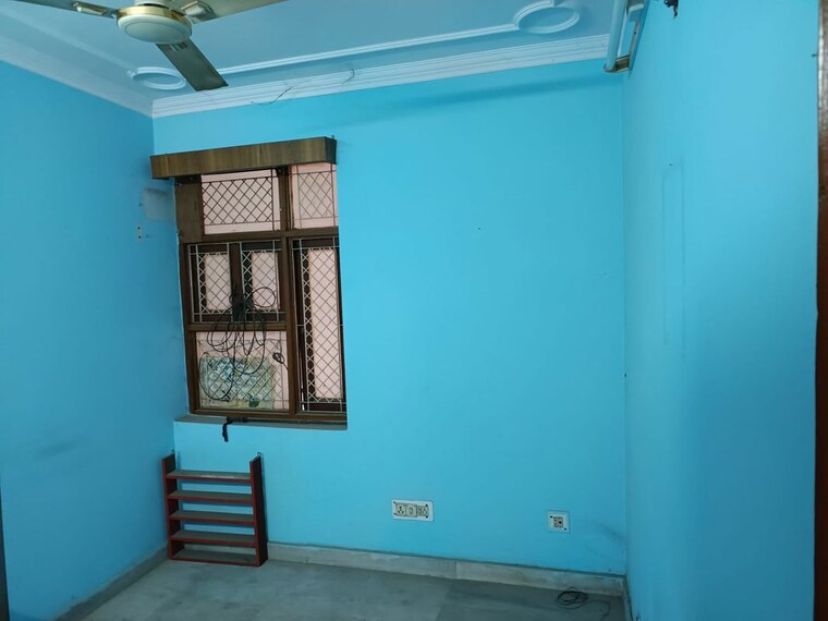 Room, fateh nagar 2.5 Bedroom 100 Sq.Yd. Builder Floor In Fateh Nagar Delhi 10314013
