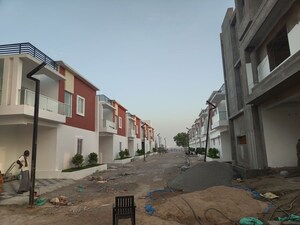 3 BHK Villa – Exterior View View at Singapur - for Sale