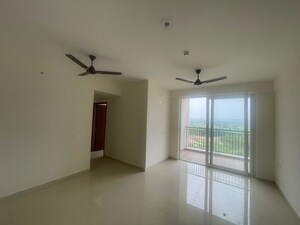 Room in 3 BHK Apartment at Omaxe The Resort, South Mullanpur – for Rent