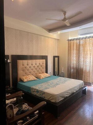 Bedroom in 3.5 BHK Apartment at Prateek Laurel, Sector 120 – for Rent
