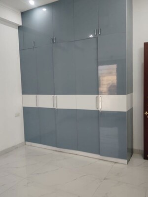 Bathroom in 3 BHK Apartment at Maulviganj – for Rent
