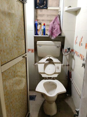 Bathroom in 2 BHK Apartment at Vakola – for Rent