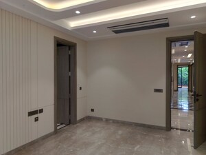 Room in 4 BHK Builder Floor at Anand Lok – for Rent