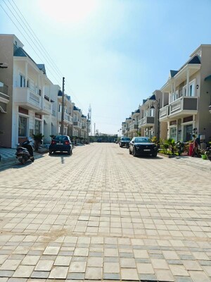 4 BHK Villa – Exterior View View at Vip Road - for Rent