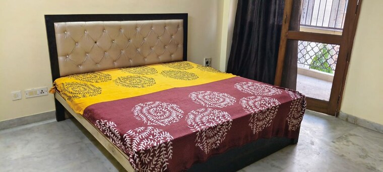 Bedroom, kalkaji 3 Bedroom 1800 Sq.Ft. Builder Floor In Kalkaji Delhi 10364778