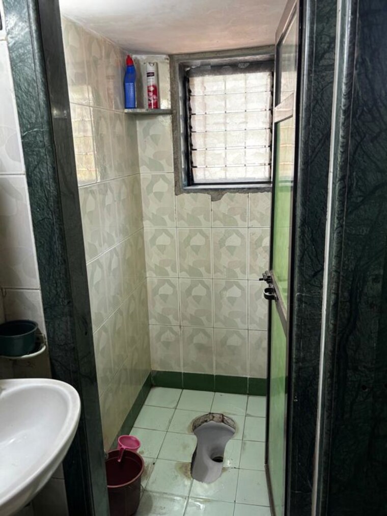 Bathroom, bhakti-chs-kalwa 1 Bedroom 555 Sq.Ft. Apartment In Kalwa Thane 10364839
