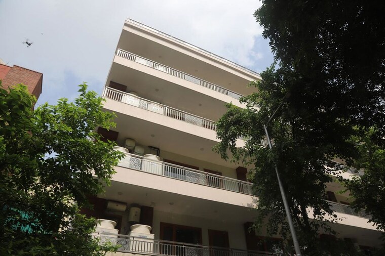 Exterior View, unitech-residency-greens 5 Bedroom 870 Sq.Yd. Builder Floor In Sector 46 Gurgaon 10364819