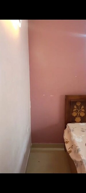 Room in 2 BHK Apartment at Supertech Ecovillage II, Sector 16b Greater Noida – for Rent