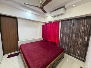 Bedroom in 1.5 BHK Apartment at Lodha Amara New Tower, Kolshet Road – for Rent