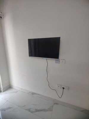 Furnished Amenities in 2.5 BHK Builder Floor at M3M Soulitude, Sector 89 – for Rent