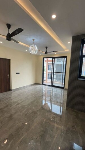 Room in 3 BHK Apartment at BPTP Park Elite Floor II, Sector 75 – for Sale