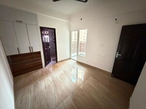 Room in 3 BHK Apartment at Migsun Vilaasa, Eta Ii Greater Noida – for Sale