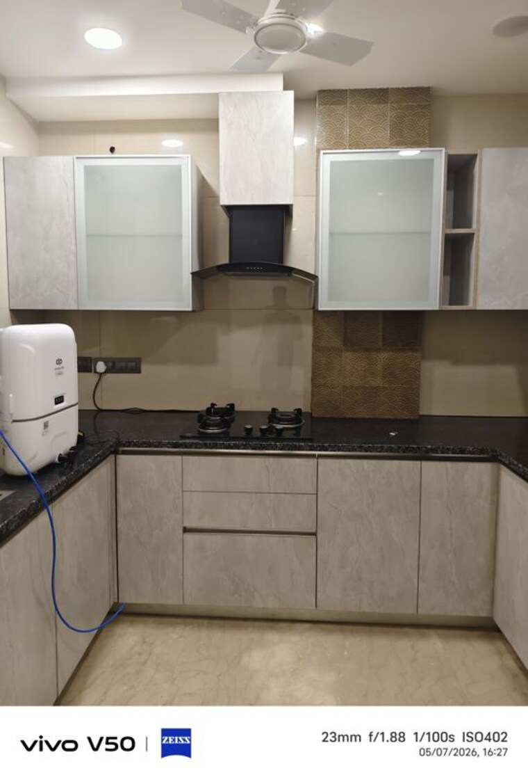 Kitchen, chittaranjan park 3 Bedroom 160 Sq.Yd. Builder Floor In Chittaranjan Park Delhi 10364958