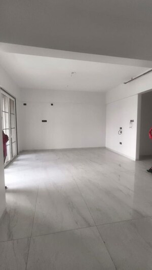 Room in 2 BHK Apartment at Baner Gaon – for Rent