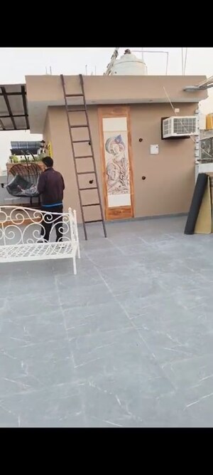 Parking in 3 BHK Builder Floor at Rajouri Garden – for Sale