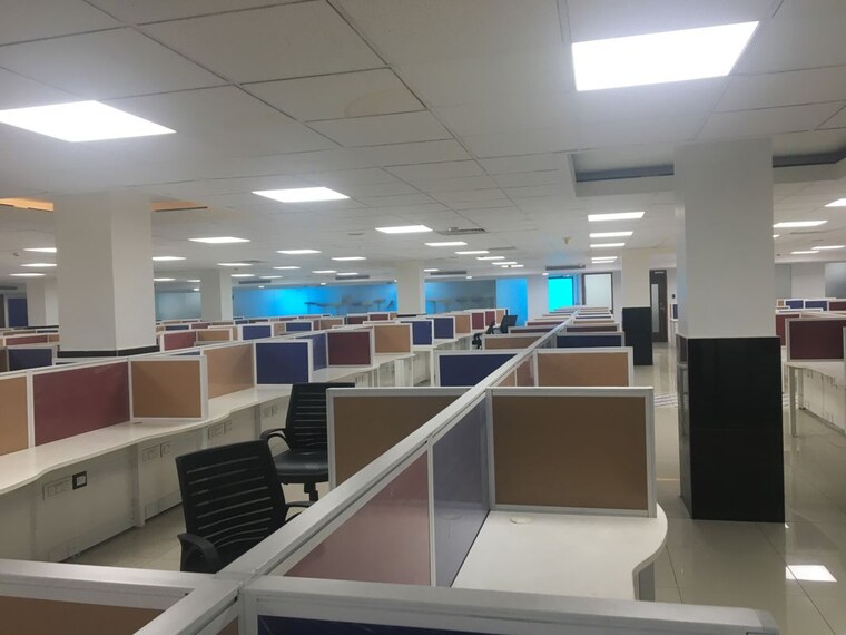 Team Area, assotech-business-cresterra Commercial Office Space in IT/SEZ 31000 Sq.Ft. In Sector 135 Noida 10364974